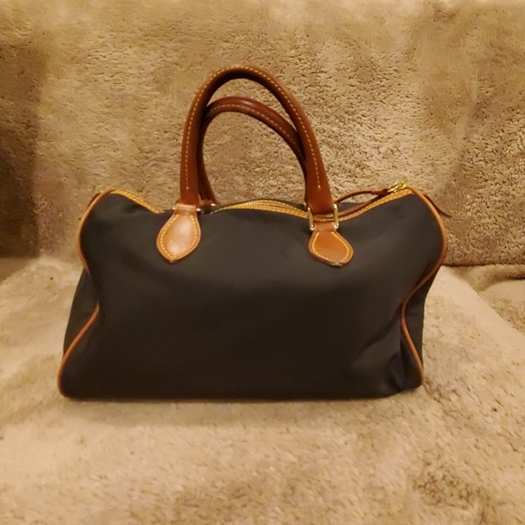 Purse - Picture 2 of 10